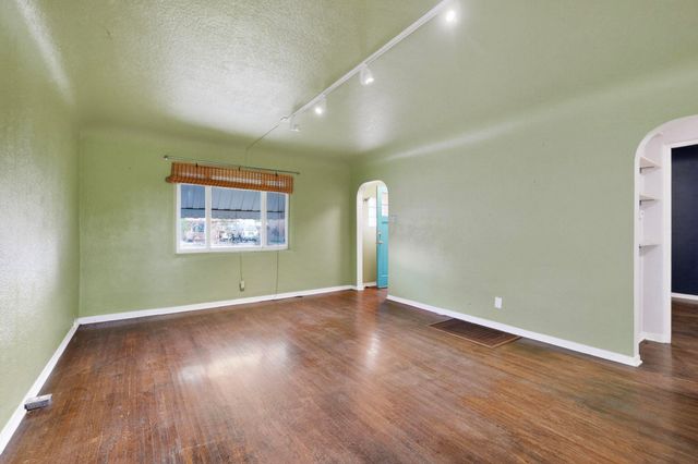 2723 Adams Street NE, Albuquerque, NM 87110