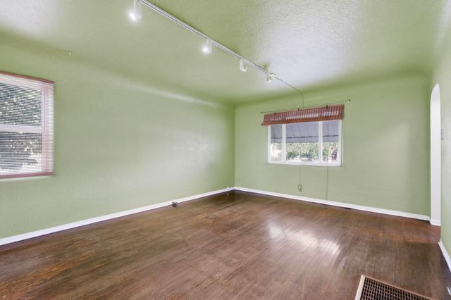 2723 Adams Street NE, Albuquerque, NM 87110