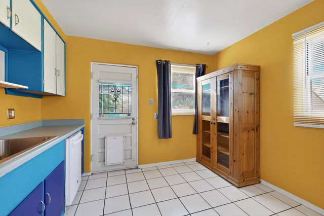 2723 Adams Street NE, Albuquerque, NM 87110