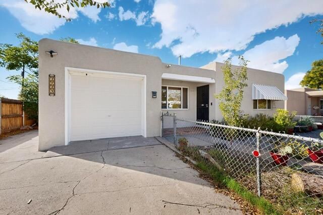 2723 Adams Street NE, Albuquerque, NM 87110