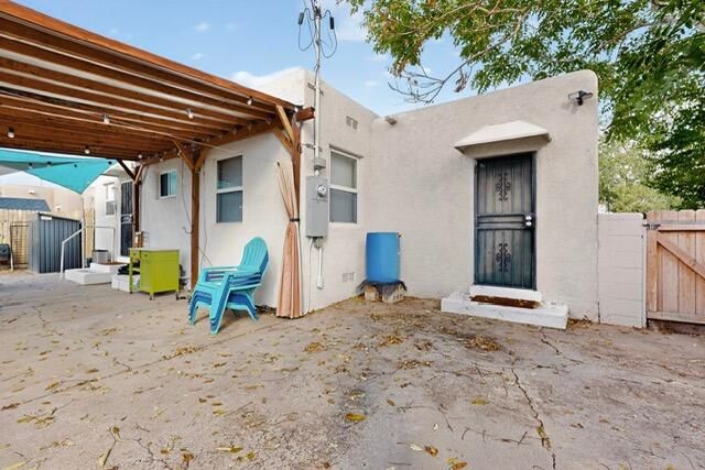 2723 Adams Street NE, Albuquerque, NM 87110