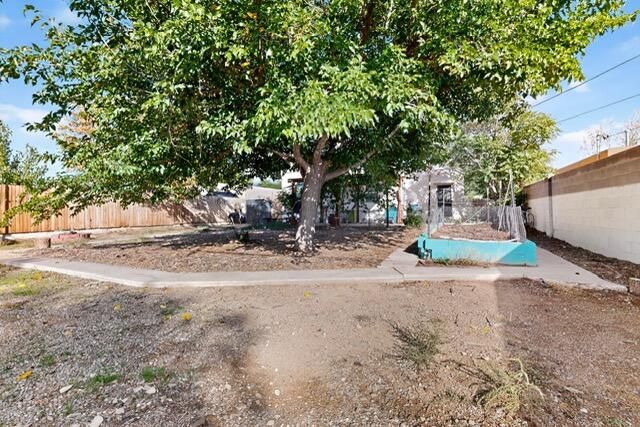 2723 Adams Street NE, Albuquerque, NM 87110