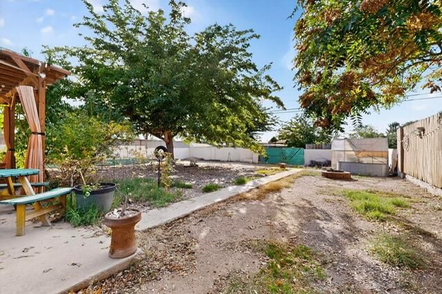 2723 Adams Street NE, Albuquerque, NM 87110