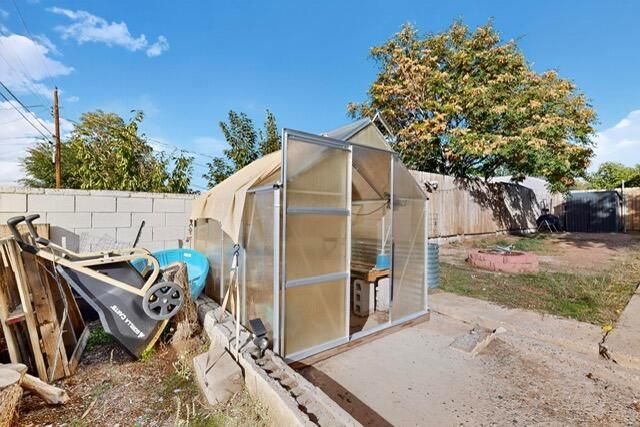 2723 Adams Street NE, Albuquerque, NM 87110