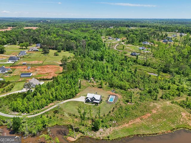 2172 Smokey Road, Newnan, GA 30263