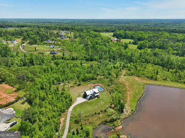 2172 Smokey Road, Newnan, GA 30263