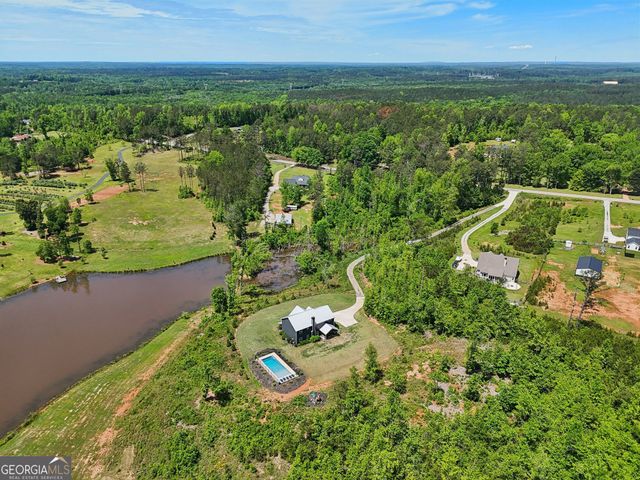 2172 Smokey Road, Newnan, GA 30263