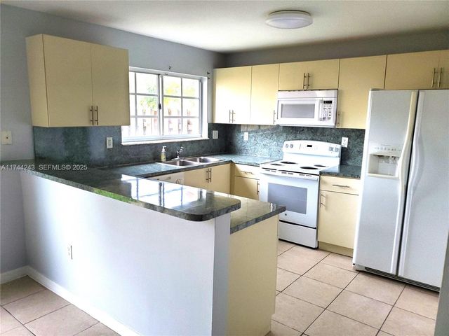 14122 SW 260th Street 103, Homestead, FL 33032