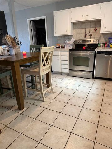 107 Oak St, Elgin, OK 73538