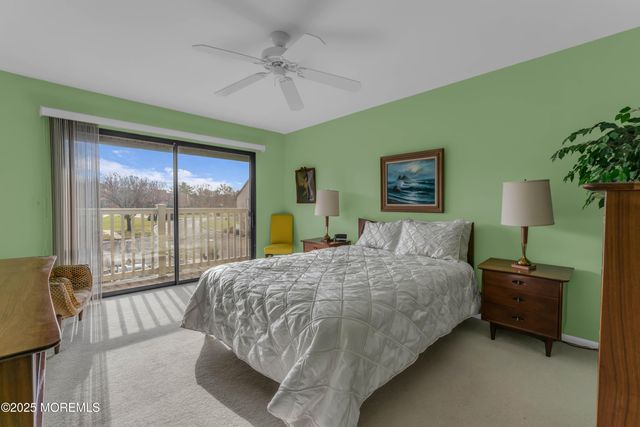 55 Cotswold Circle, Ocean Twp, NJ 07712