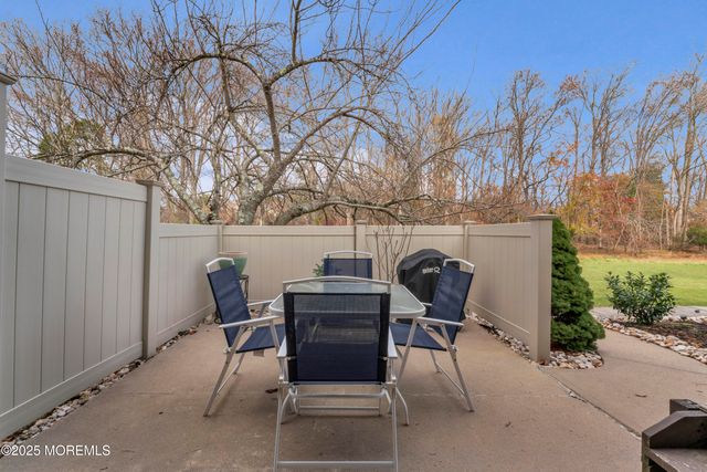 55 Cotswold Circle, Ocean Twp, NJ 07712