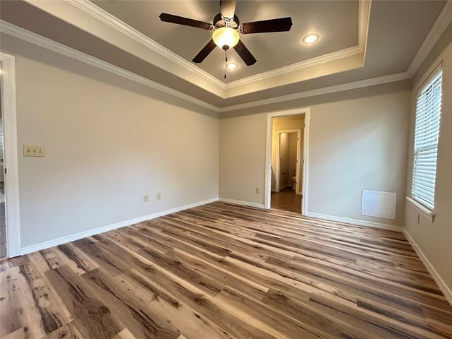 2632 N Barcelona Avenue, Fayetteville, AR 72703