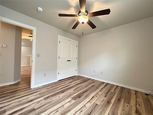 2632 N Barcelona Avenue, Fayetteville, AR 72703