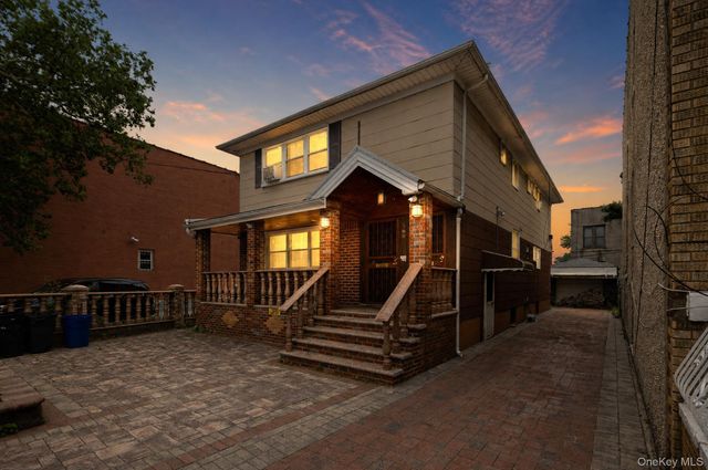 568 Autumn Avenue, Brooklyn, NY 11208