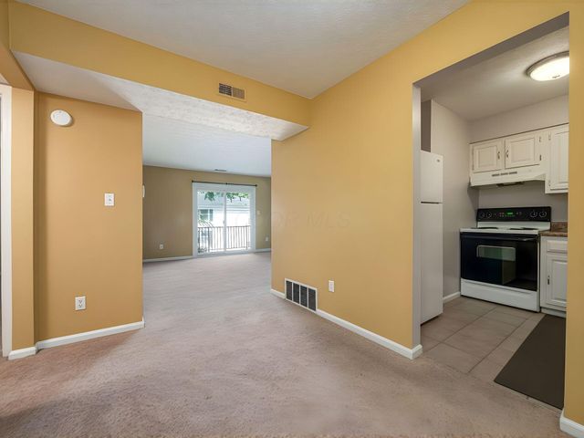 1450 Slade Avenue, 302, Columbus, OH 43235