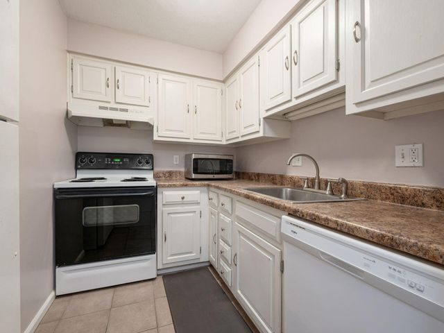 1450 Slade Avenue, 302, Columbus, OH 43235