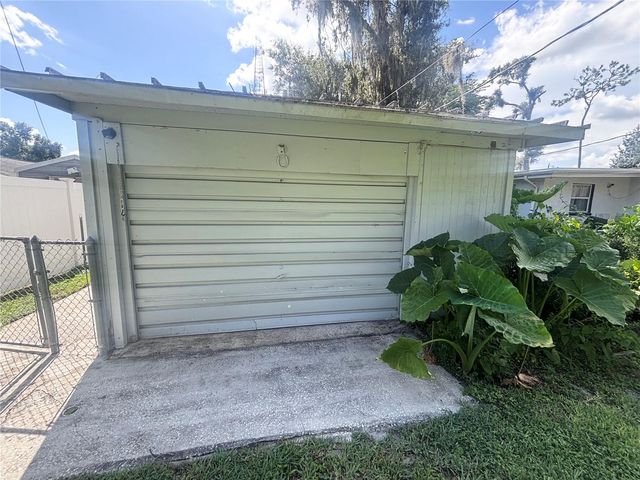 4824 8TH STREET, Zephyrhills, FL 33542