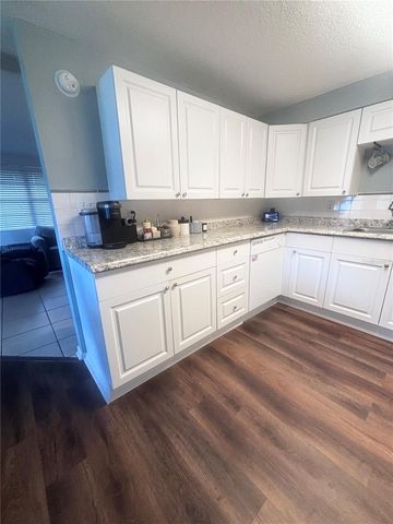 4824 8TH STREET, Zephyrhills, FL 33542