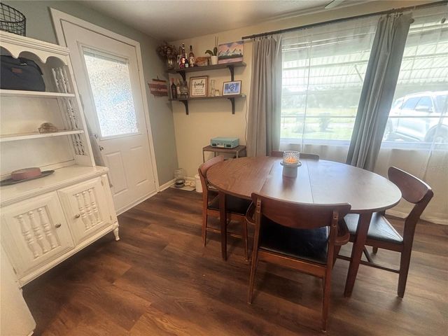 4824 8TH STREET, Zephyrhills, FL 33542