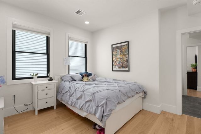 23 Jaques St B, Somerville, MA 02145