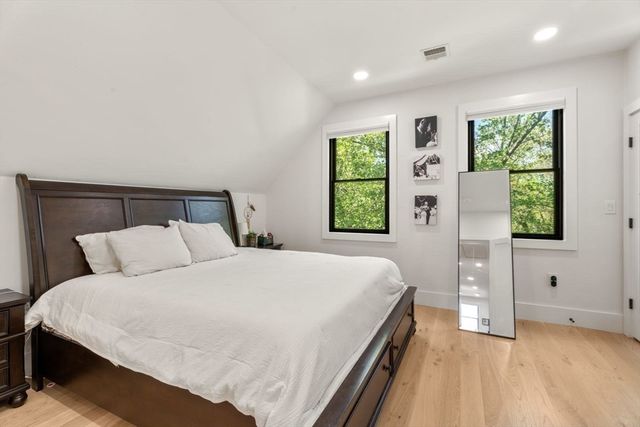 23 Jaques St B, Somerville, MA 02145