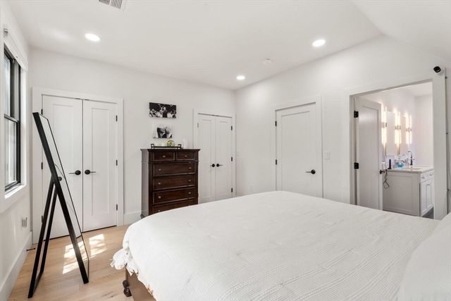 23 Jaques St B, Somerville, MA 02145