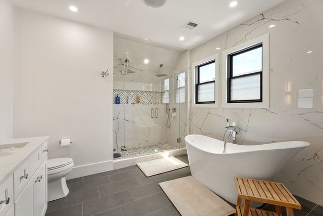 23 Jaques St B, Somerville, MA 02145