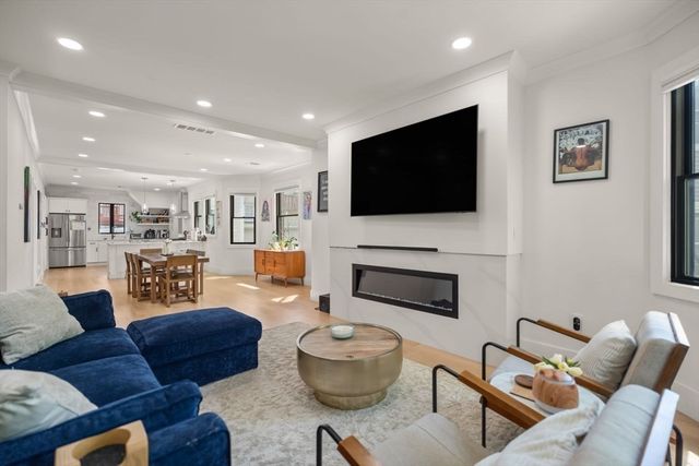 23 Jaques St B, Somerville, MA 02145