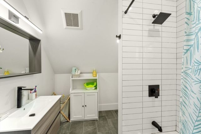 23 Jaques St B, Somerville, MA 02145