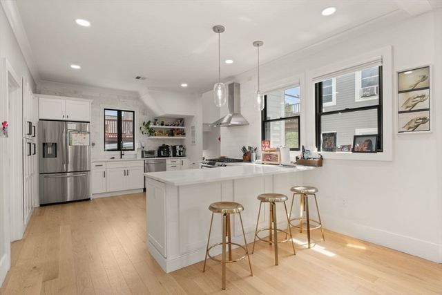 23 Jaques St B, Somerville, MA 02145