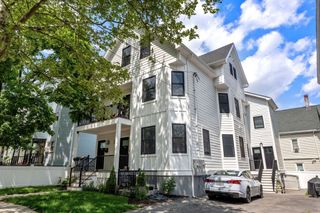 23 Jaques St B, Somerville, MA 02145