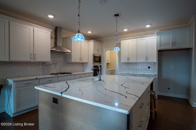 11528 Angel Falls Dr, Prospect, KY 40059