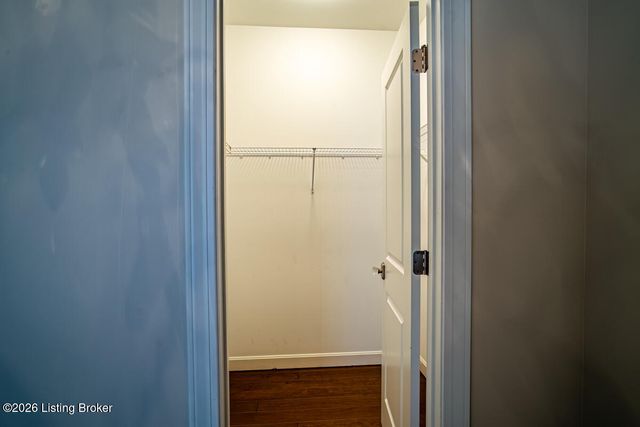 11528 Angel Falls Dr, Prospect, KY 40059