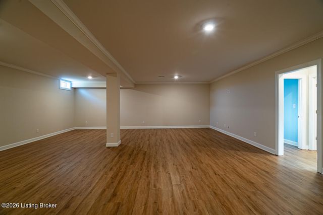 11528 Angel Falls Dr, Prospect, KY 40059