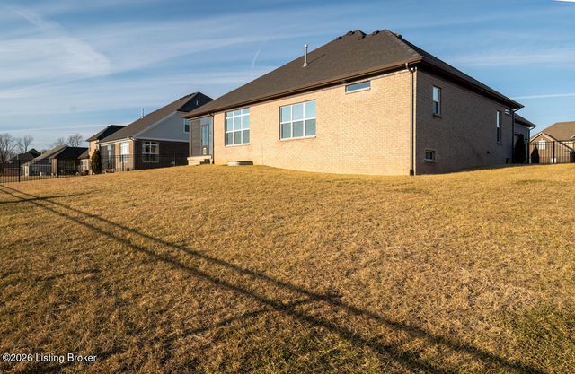 11528 Angel Falls Dr, Prospect, KY 40059