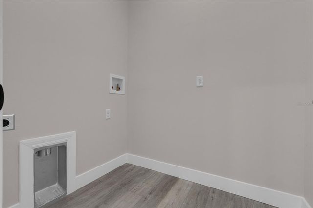 1341 EAST PARKWAY, Deland, FL 32724