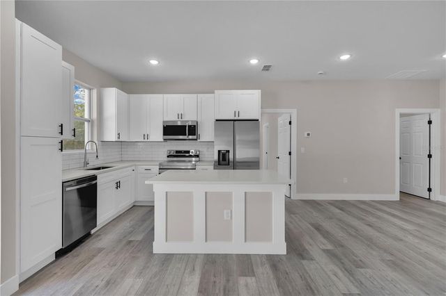 1341 EAST PARKWAY, Deland, FL 32724