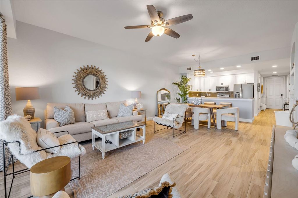 Image 19 of property listing at 4 RIVERWALK DRIVE 305, New Smyrna Beach, FL 32169