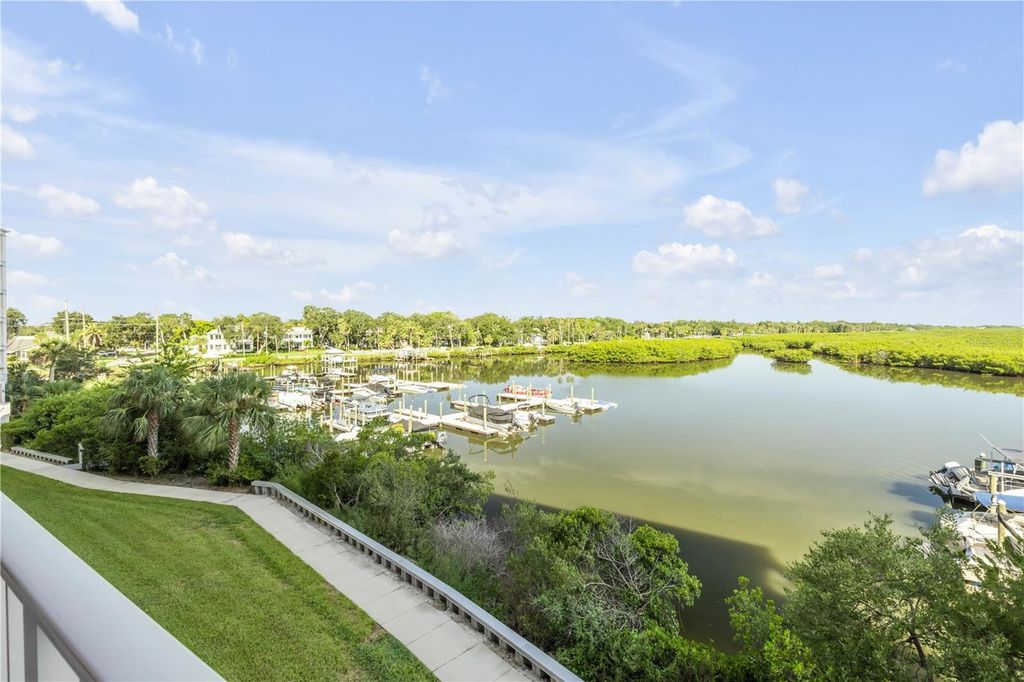 Image 34 of property listing at 4 RIVERWALK DRIVE 305, New Smyrna Beach, FL 32169