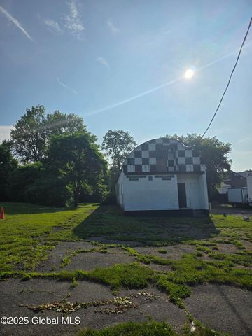 175 W Main Street, Amsterdam, NY 12010