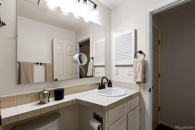 2685 S Dayton Way 138, Denver, CO 80231