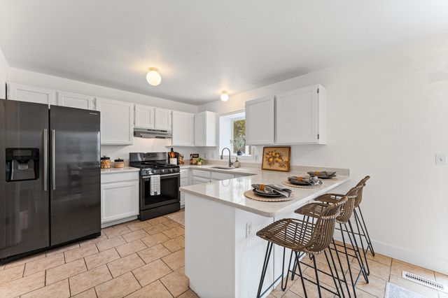 6370 W SETTLERS POINT DR, West Valley City, UT 84128