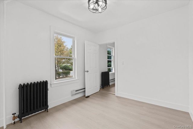 152 Summerfield Street 2L, Scarsdale, NY 10583