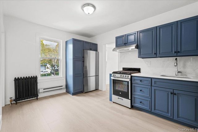 152 Summerfield Street 2L, Scarsdale, NY 10583