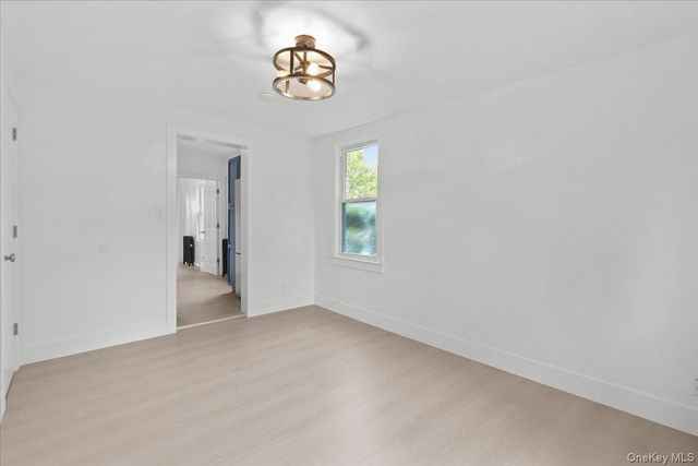 152 Summerfield Street 2L, Scarsdale, NY 10583