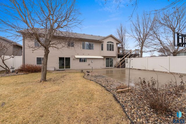 4917 E 42nd St Street, Sioux Falls, SD 57110