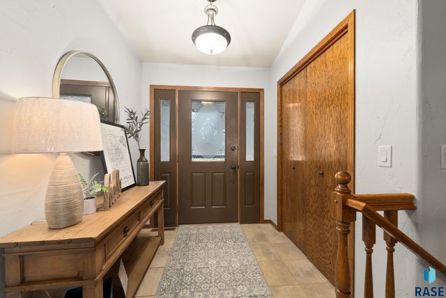 4917 E 42nd St Street, Sioux Falls, SD 57110