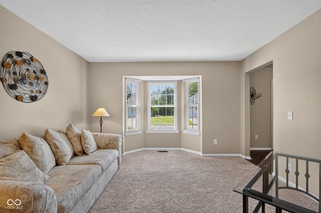 13895 Barnett Place, Fishers, IN 46038