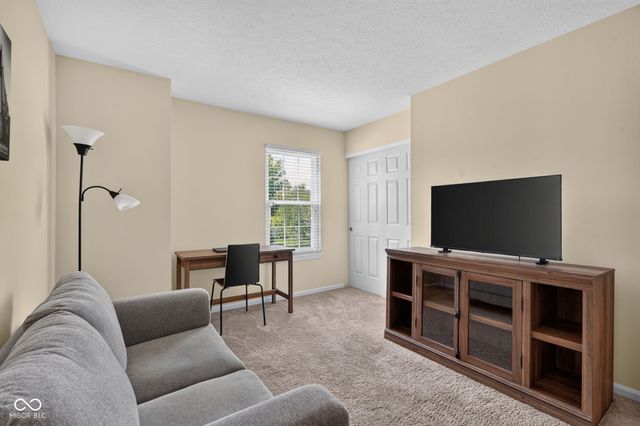 13895 Barnett Place, Fishers, IN 46038
