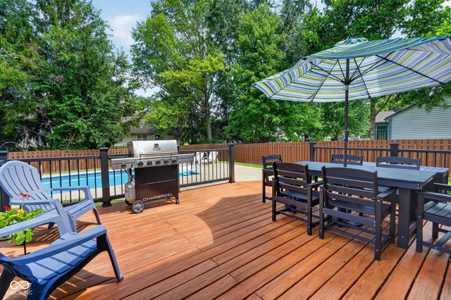 13895 Barnett Place, Fishers, IN 46038